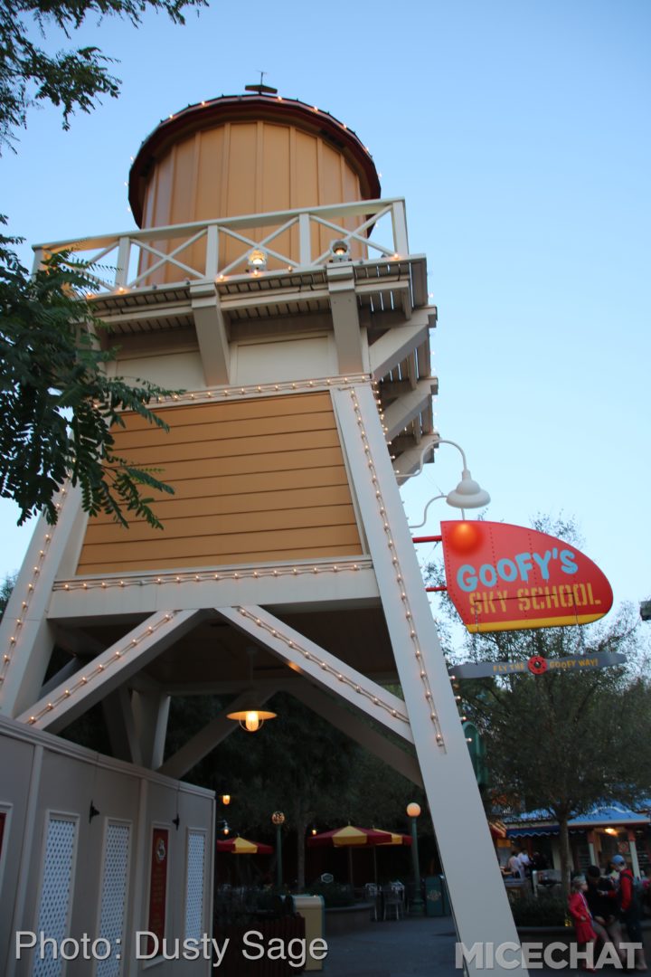 , Disneyland Resort Update – Tis The Season for Crowds and Construction
