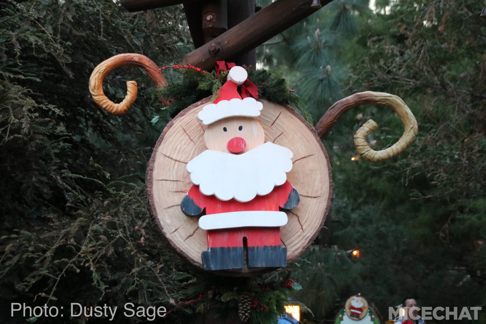 , Disneyland Resort Update – Tis The Season for Crowds and Construction