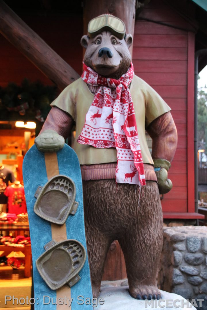 , Disneyland Resort Update – Tis The Season for Crowds and Construction