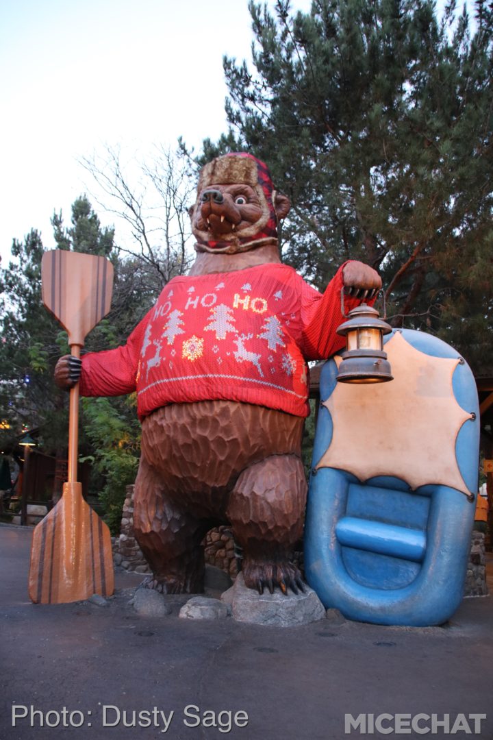 , Disneyland Resort Update – Tis The Season for Crowds and Construction