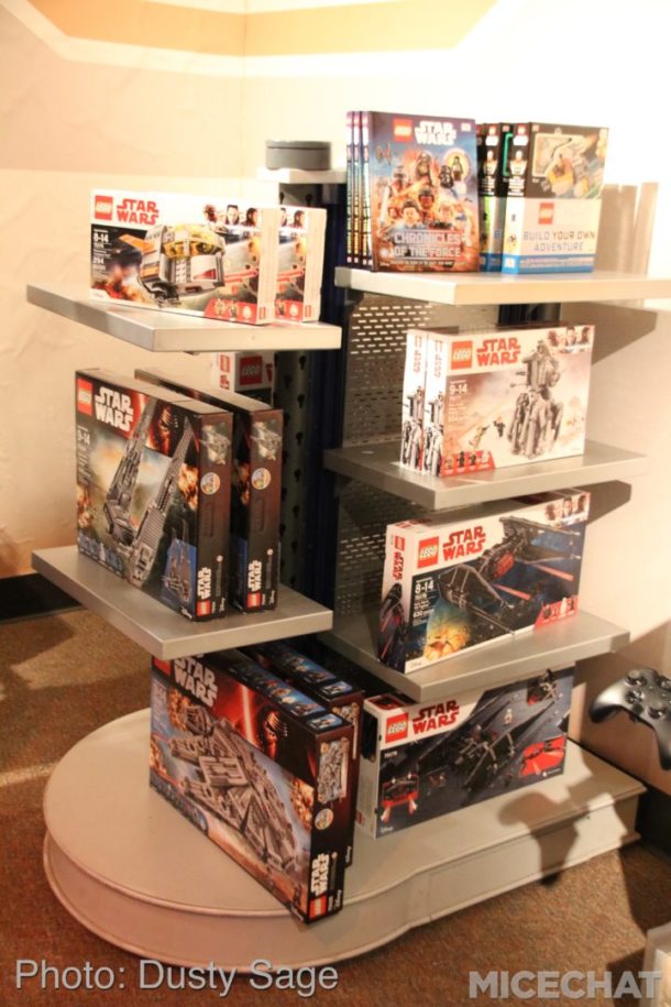 , Disneyland Update – Even MORE Star Wars in Tomorrowland