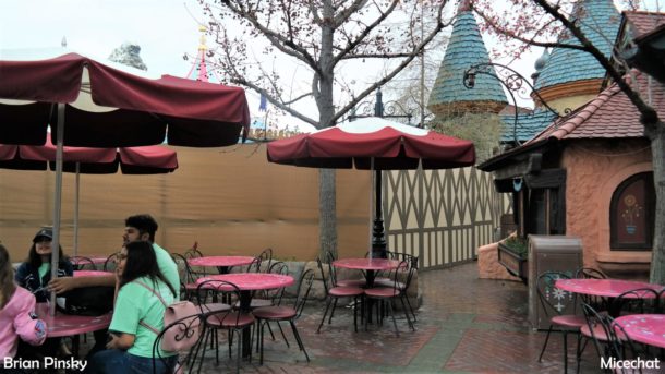, Disneyland Resort Update – Flying Through Star Wars Land