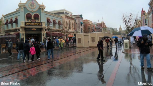 , Disneyland Resort Update – Flying Through Star Wars Land