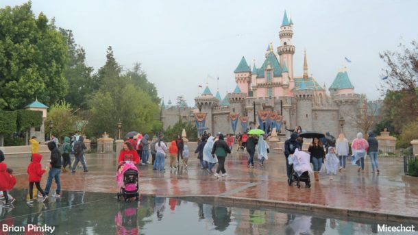 , Disneyland Resort Update – Flying Through Star Wars Land