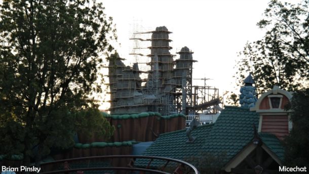 , Disneyland News and Photo Update – Pretty in Pink