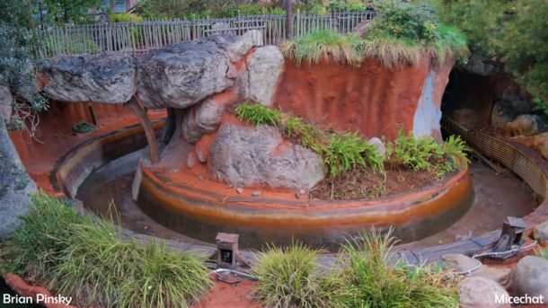 , Disneyland Resort Update – Flying Through Star Wars Land