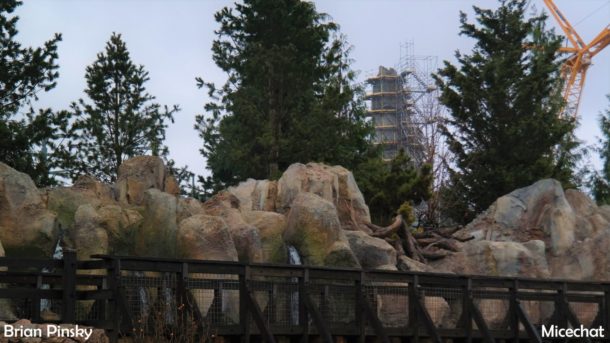 , Disneyland Resort Update – Flying Through Star Wars Land