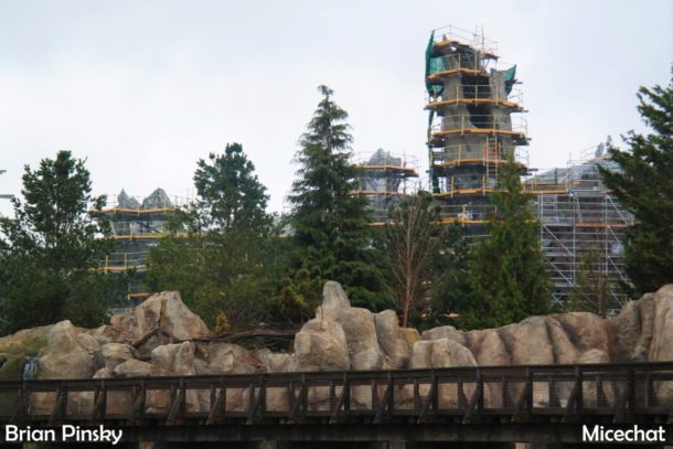 , Disneyland Resort Update &#8211; Flying Through Star Wars Land