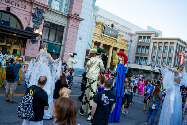 , Dateline Universal Visits Mardi Gras