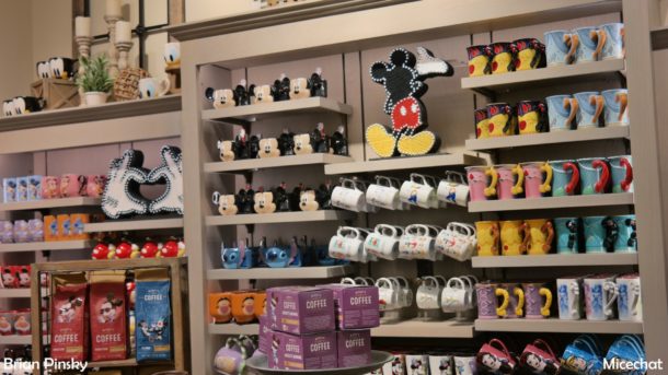 , Disneyland Resort Update: Hub Revealed and Black Panther
