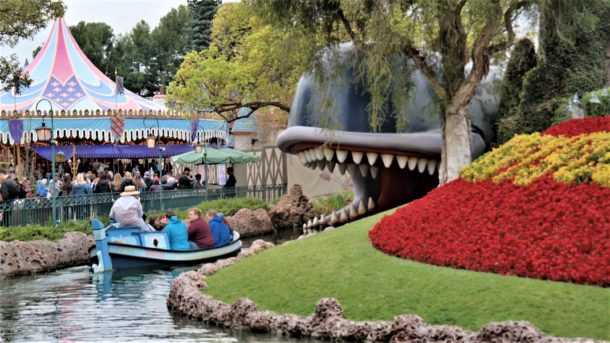 , Disneyland Photo Update: Eggs and Epic Rain