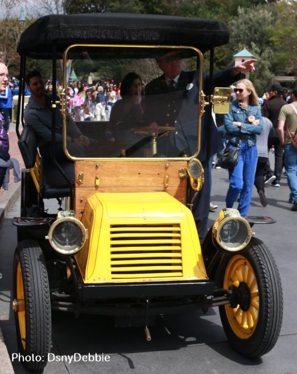 , Disneyland Photo Update: Eggs and Epic Rain