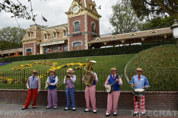, Disneyland News and Photo Update – Pretty in Pink