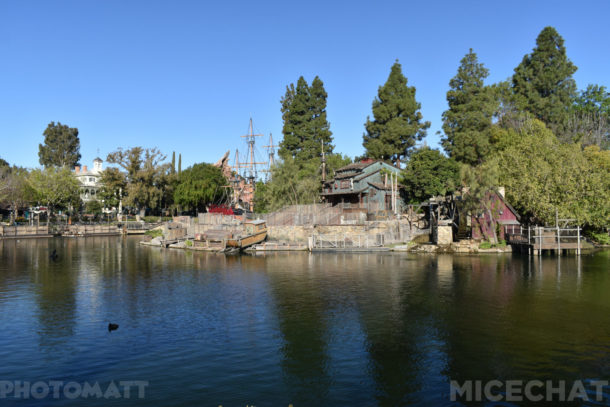 , Disneyland News and Photo Update – Pretty in Pink