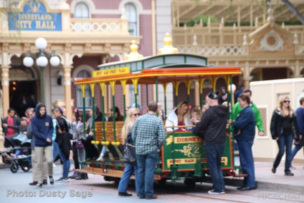 , Disneyland Photo Update – Walls Come Crumbling Down