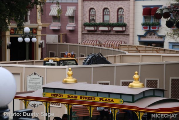 , Disneyland Photo Update – Walls Come Crumbling Down