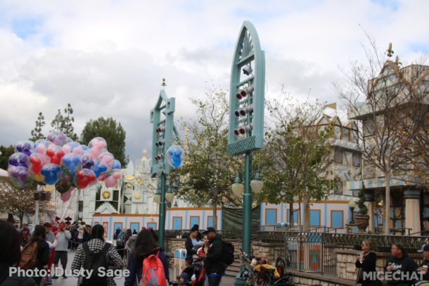, Disneyland Photo Update – Walls Come Crumbling Down