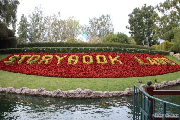 , Disneyland Photo Update – Walls Come Crumbling Down