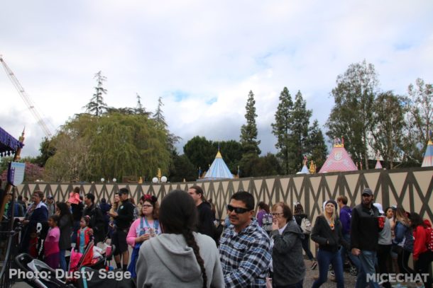 , Disneyland Photo Update – Walls Come Crumbling Down