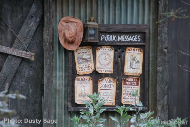 , Disneyland Photo Update – Walls Come Crumbling Down
