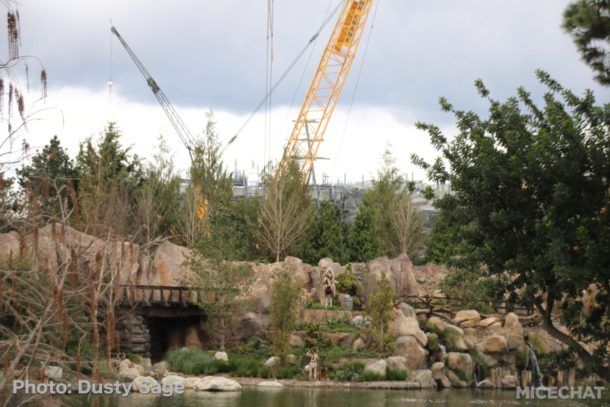 , Disneyland Photo Update – Walls Come Crumbling Down