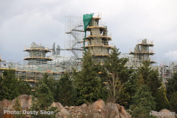 , Disneyland Photo Update – Walls Come Crumbling Down