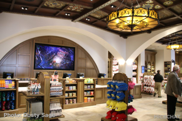 , Universal Studios Hollywood Welcomes Hello Kitty and Park Update