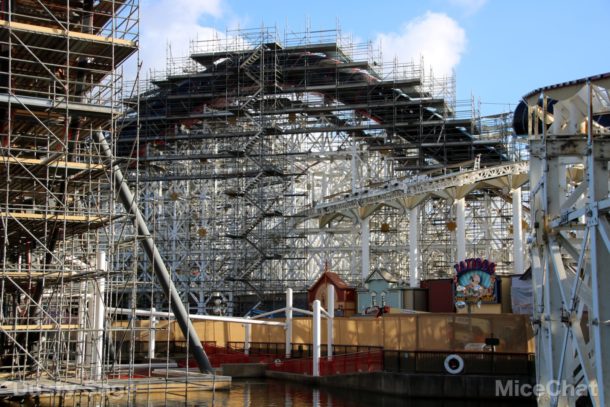 , Disneyland Resort Photo Update &#8211; Food and Wine, Star Wars, and New Parking Structure