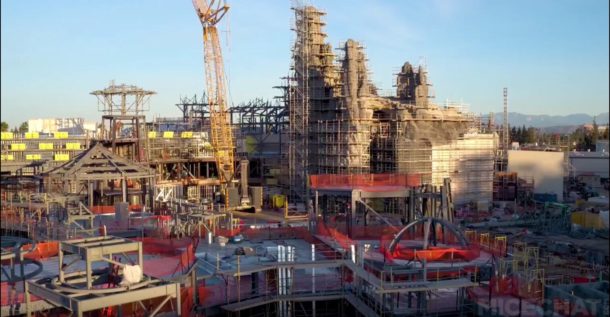 , Disneyland Resort Update – Flying Through Star Wars Land