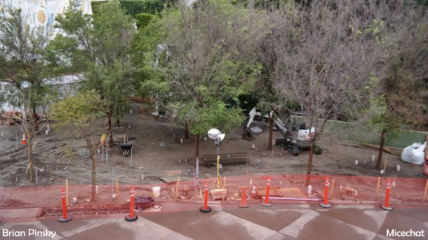 , Disneyland Photo Update: Eggs and Epic Rain