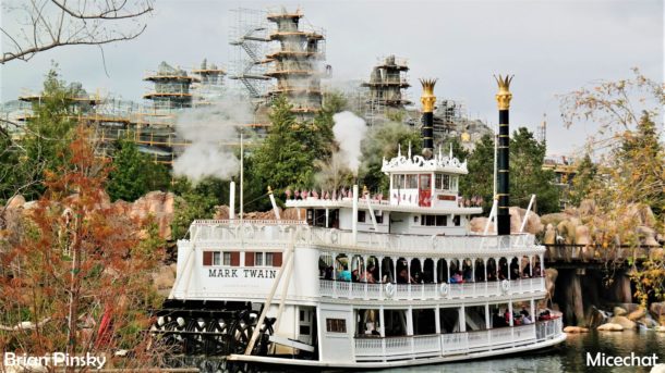 , Disneyland Photo Update: Eggs and Epic Rain