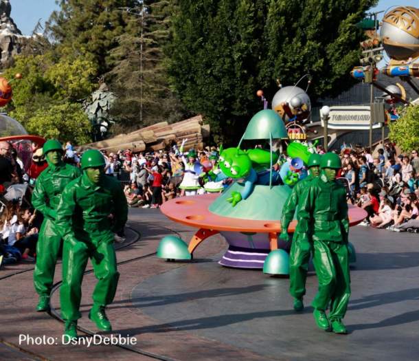 , Pixar Fest Photos and Video: Return of the Pixar Play Parade