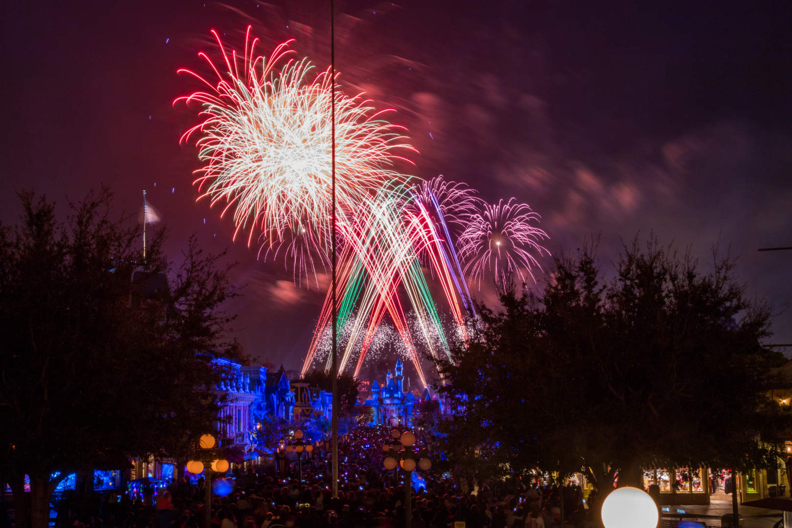, Disneyland Photo Update – Farewell to the Redhead