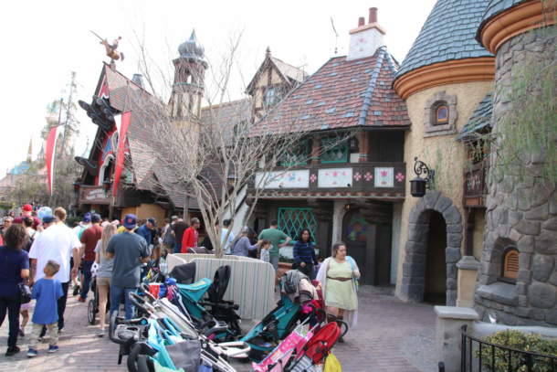 , Disneyland Photo Update – Pink is the New Pink