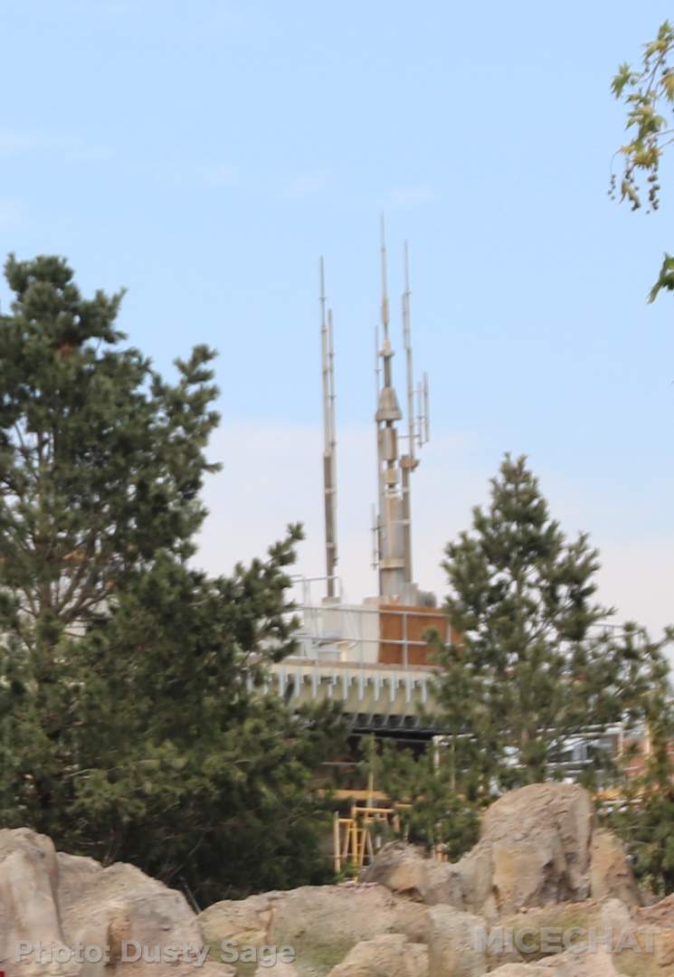 , Disneyland Photo Update – When I See an Elephant Fly