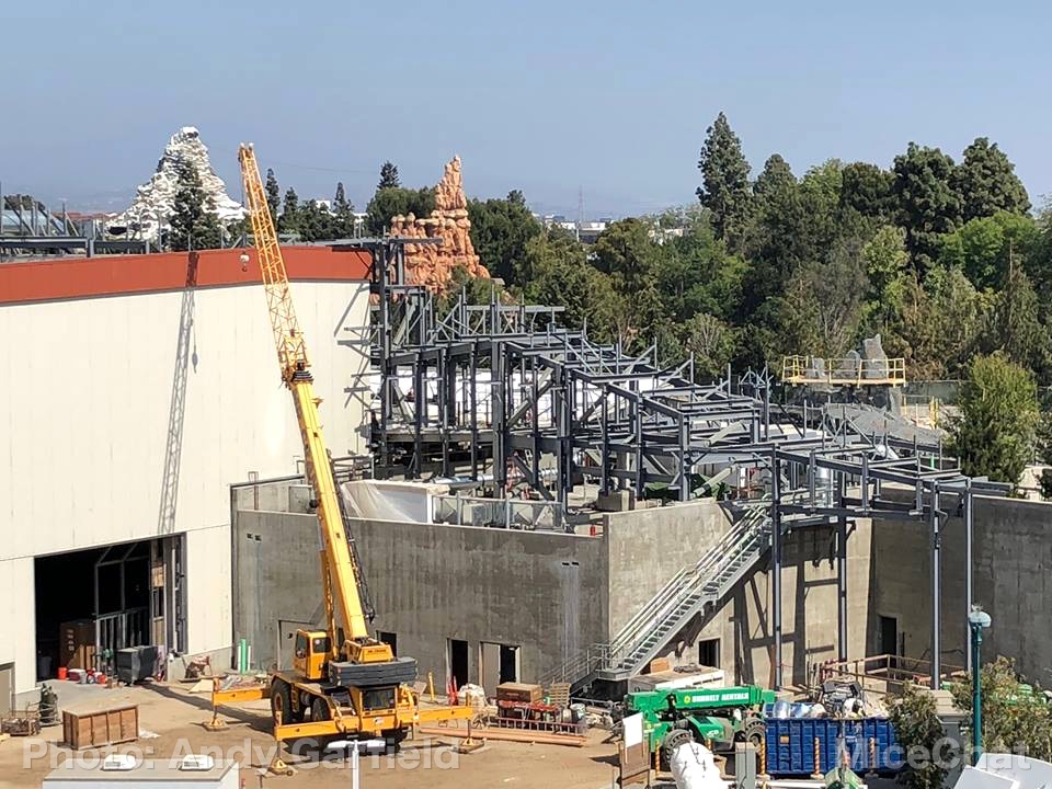 , Disneyland Photo Update – When I See an Elephant Fly