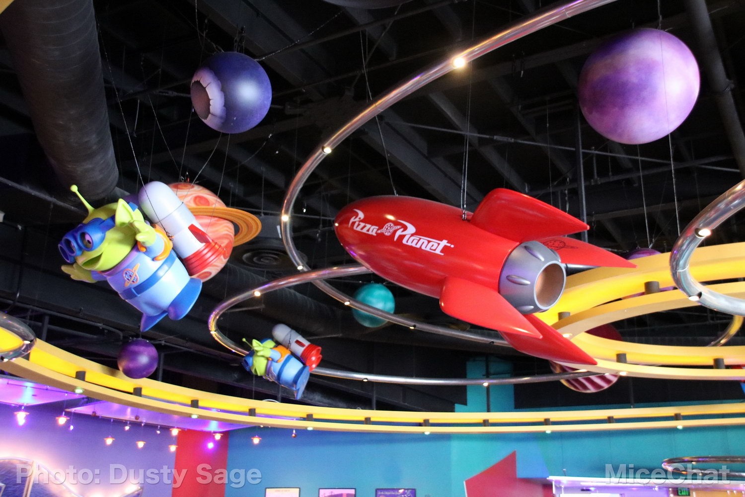 , Disneyland Photo Update – When I See an Elephant Fly