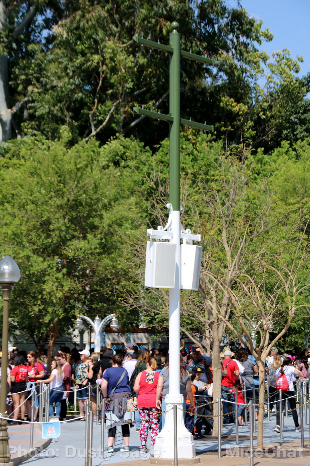 , Disneyland Photo Update – When I See an Elephant Fly