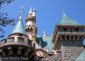 Disneyland Photo Update – When I See an Elephant Fly