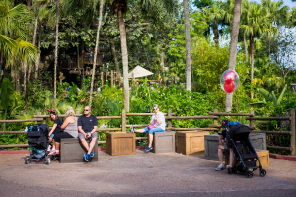 , Dateline Disney World – Magic Kingdom Monorails, Clubs and Cancellations
