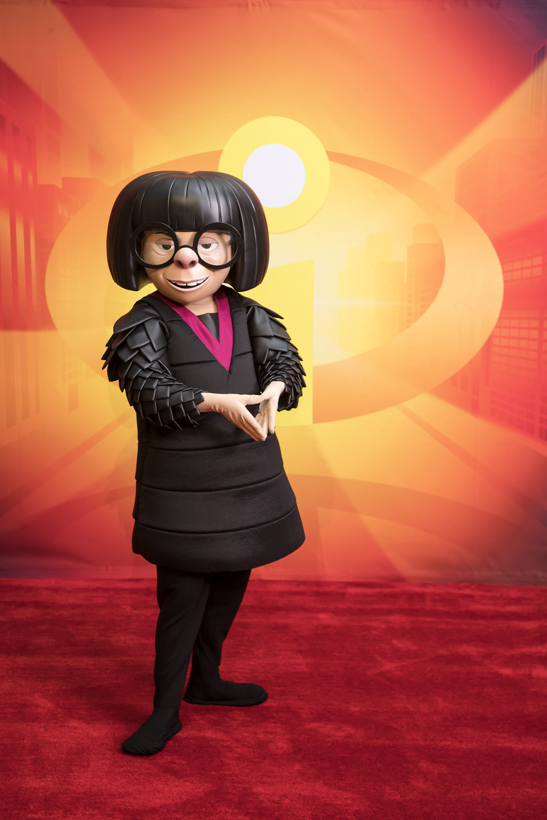 , Fantastic New Pixar Pier Details – Meet Edna Mode & Lamplight Lounge Preview