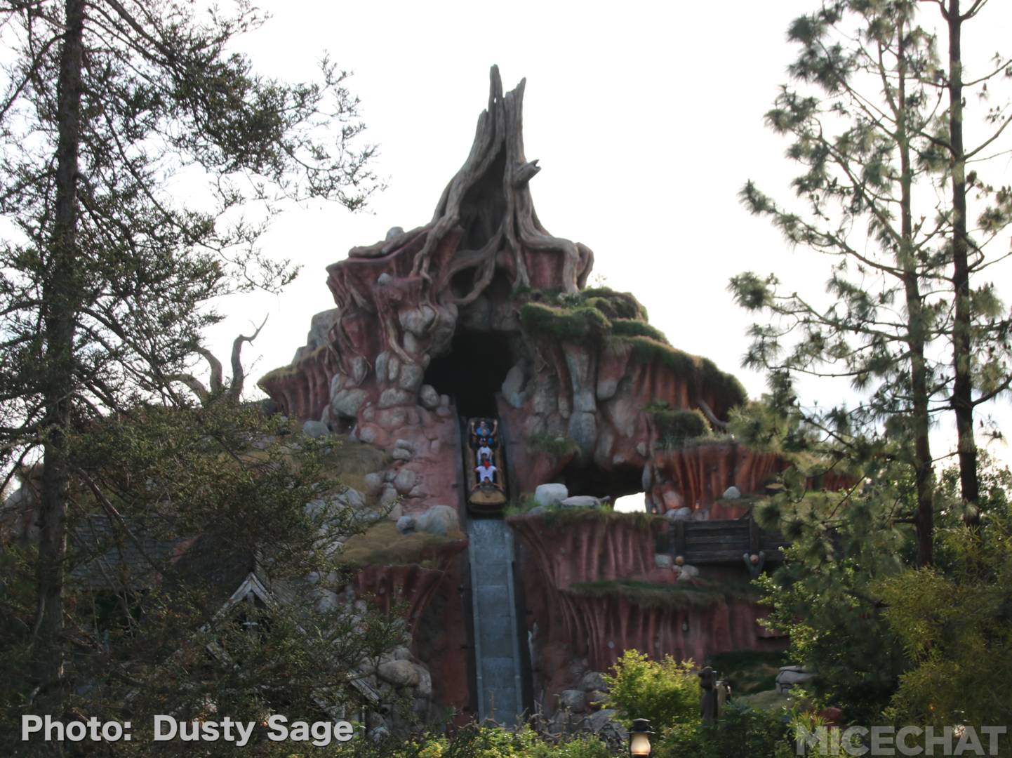 , Disneyland Update &#8211; Pirates, PeopleMover, and Hyperspace