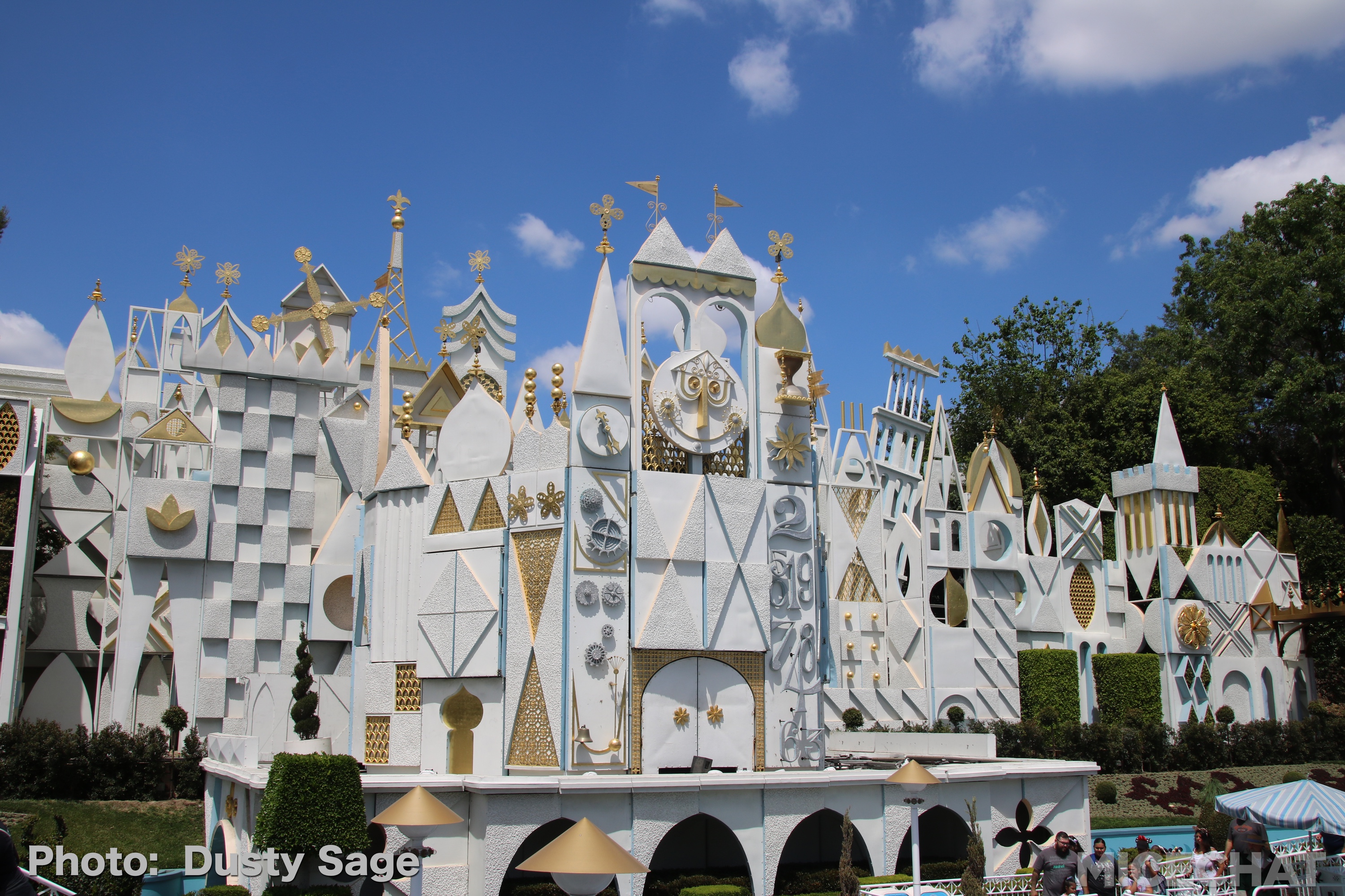 , Disneyland Update – Churro Scam, Galaxy’s Edge, and Cute Baby Animals