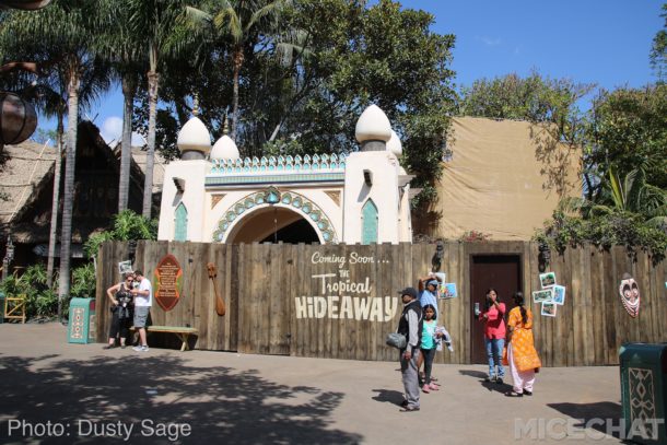 , Disneyland Update – Pirates of the Caribbean Recasts the Redhead as a Pirate Herself