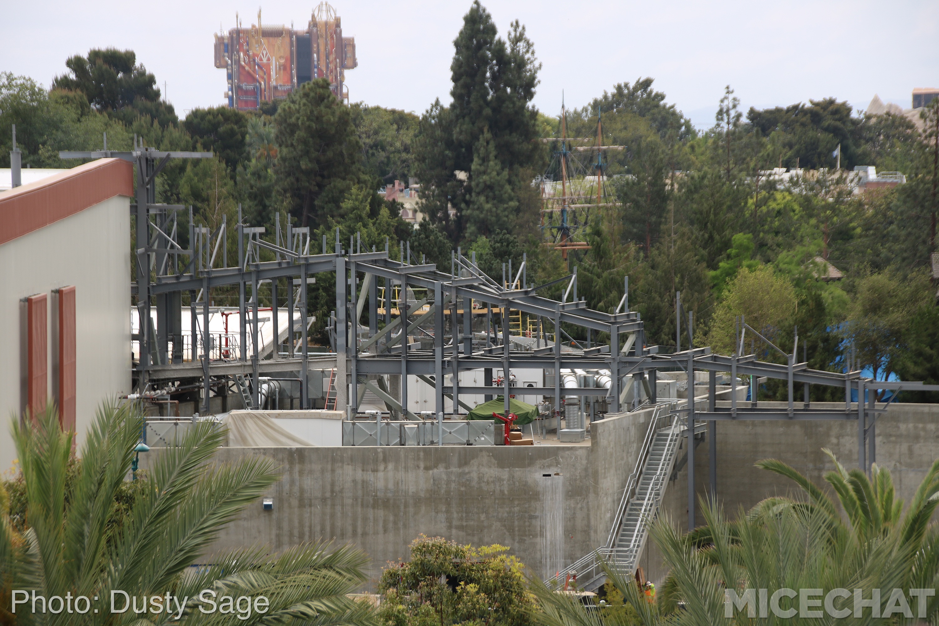 , Disneyland Update &#8211; Hideaway at the Edge of the Incredibles Universe