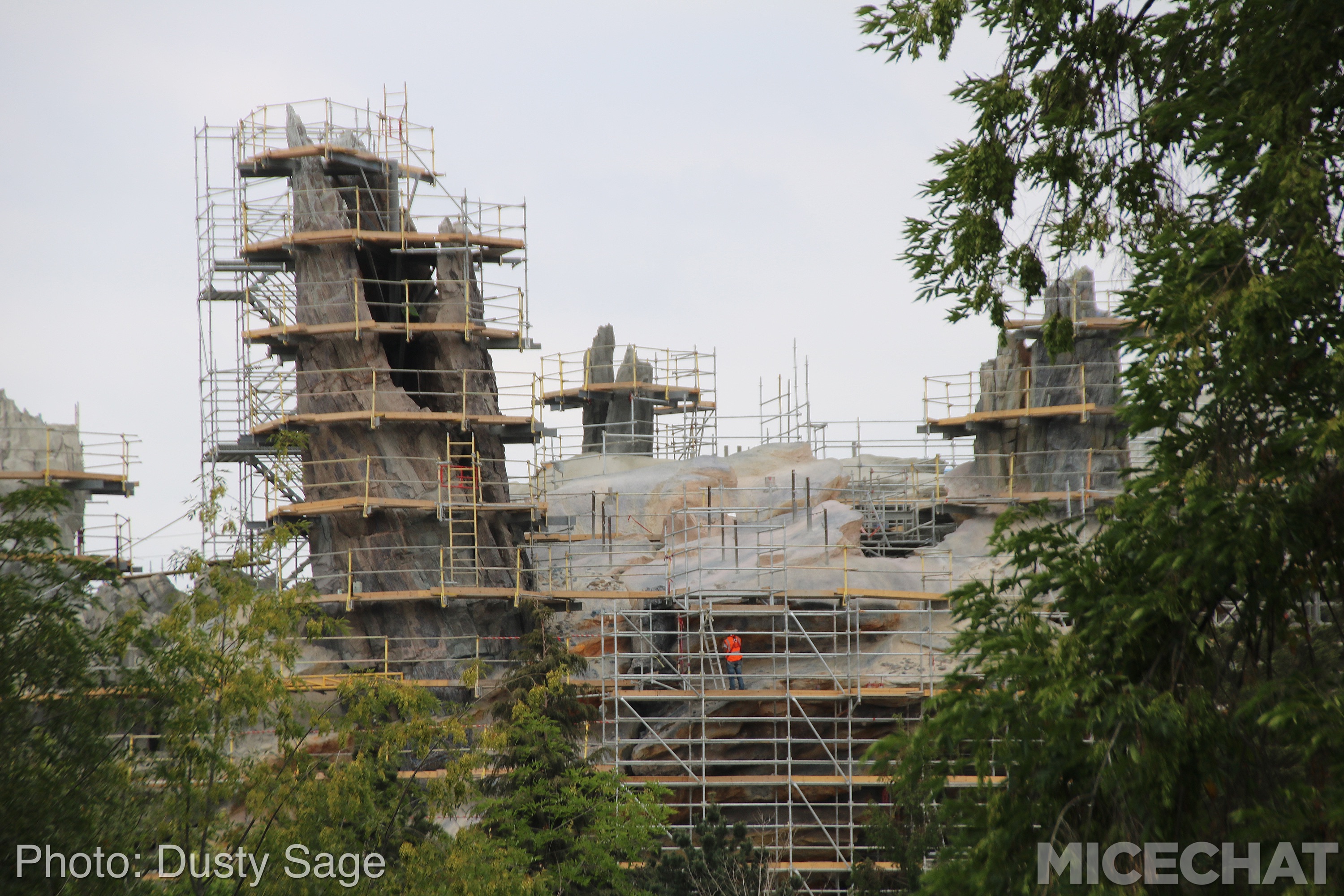 , Disneyland Update &#8211; Hideaway at the Edge of the Incredibles Universe