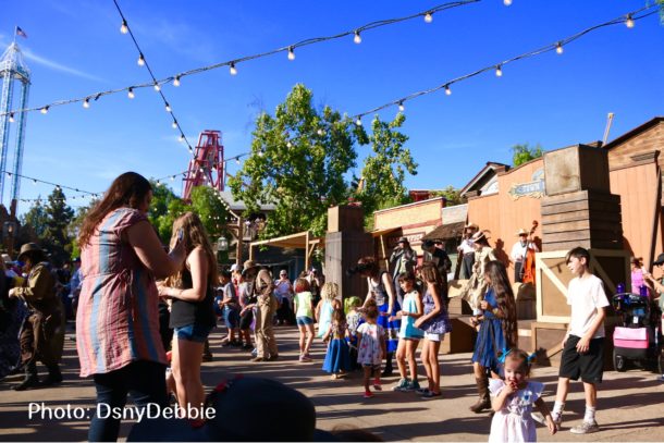 , Knott&#8217;s Berry Farm is Electric with New Summer Entertainment Offerings