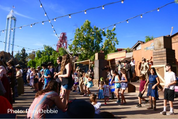 , Knott&#8217;s Berry Farm is Electric with New Summer Entertainment Offerings