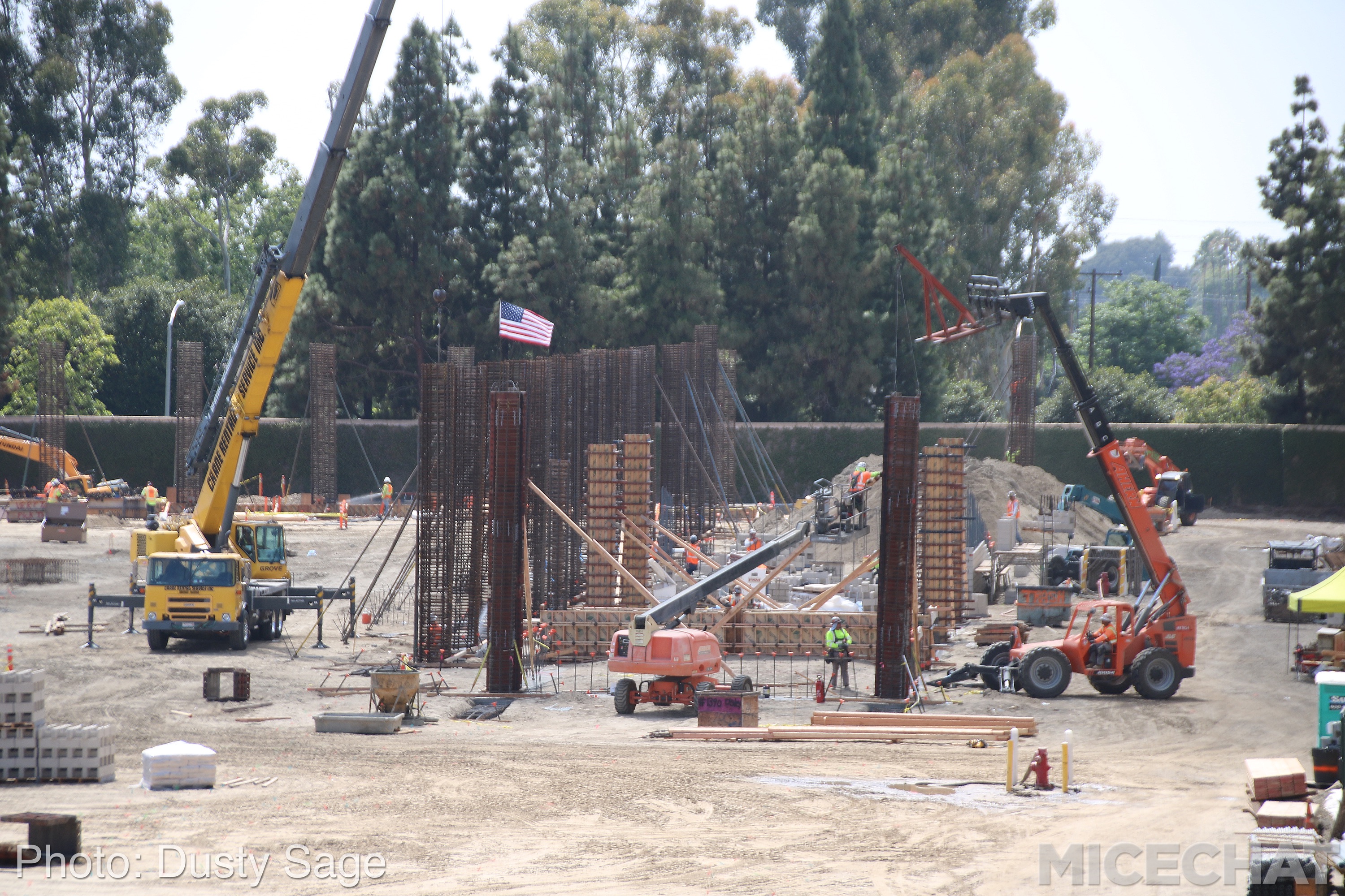 , Disneyland Resort Update: Race to Pixar Pier and Beyond