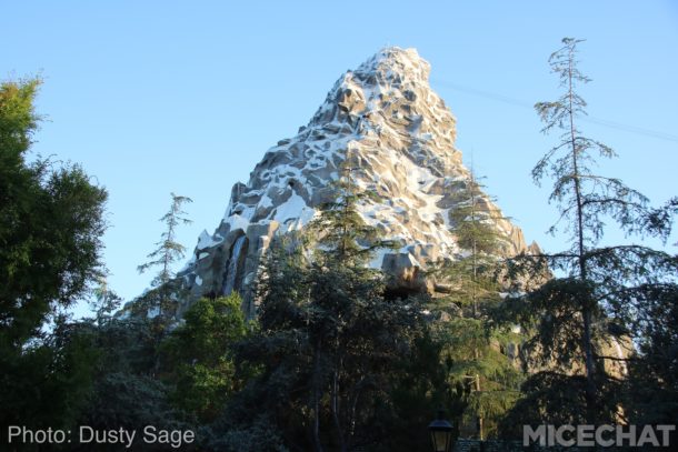 , Disneyland Update – Pirates of the Caribbean Recasts the Redhead as a Pirate Herself